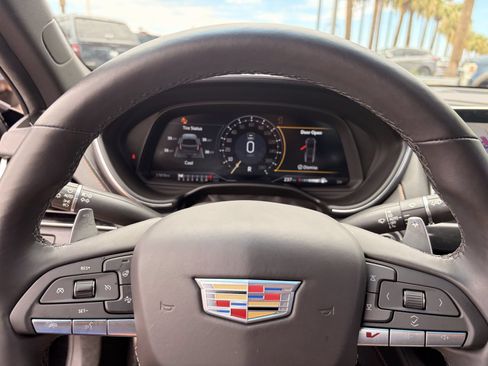 Used 2022 Cadillac CT5 V w/ Premium Package AWD/4WD image 28