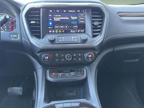 Used 2023 GMC Acadia AT4 w/ Technology Package AWD/4WD image 8