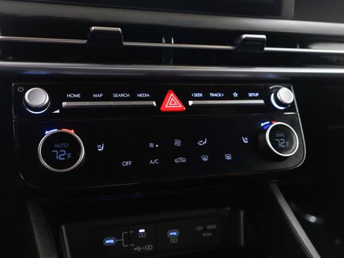 Certified 2025 Hyundai Santa Cruz SEL image 22