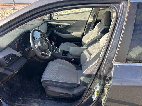 Used 2023 Subaru Outback Premium image 5