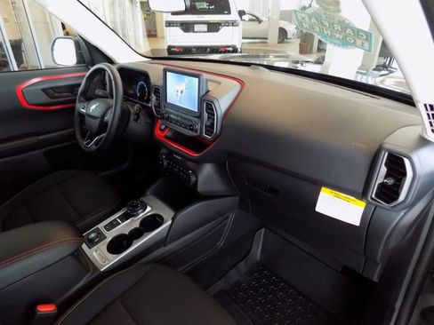 Used 2024 Ford Bronco Sport Free Wheeling w/ Convenience Package AWD/4WD image 27