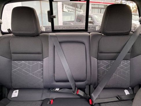 New 2026 Nissan Frontier SV w/ SV Convenience Package image 11