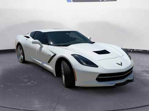 Used 2019 Chevrolet Corvette Stingray Coupe w/ 1LT RWD image 7