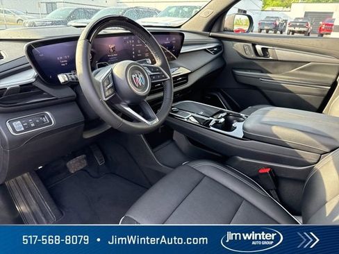 Used 2025 Buick Enclave Preferred w/ Super Cruise Package AWD/4WD image 24