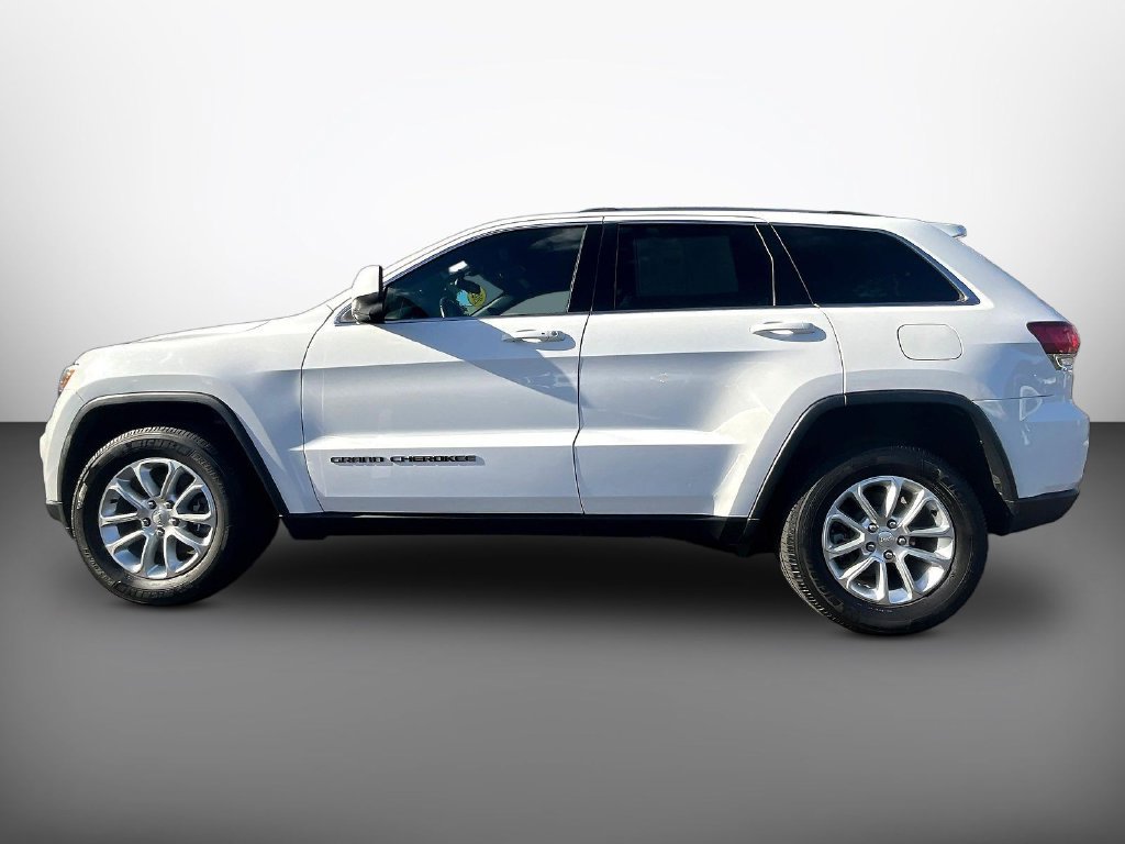 Used 2021 Jeep Grand Cherokee Laredo AWD/4WD image 4