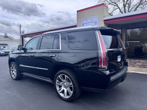 Used 2016 Cadillac Escalade Premium image 3