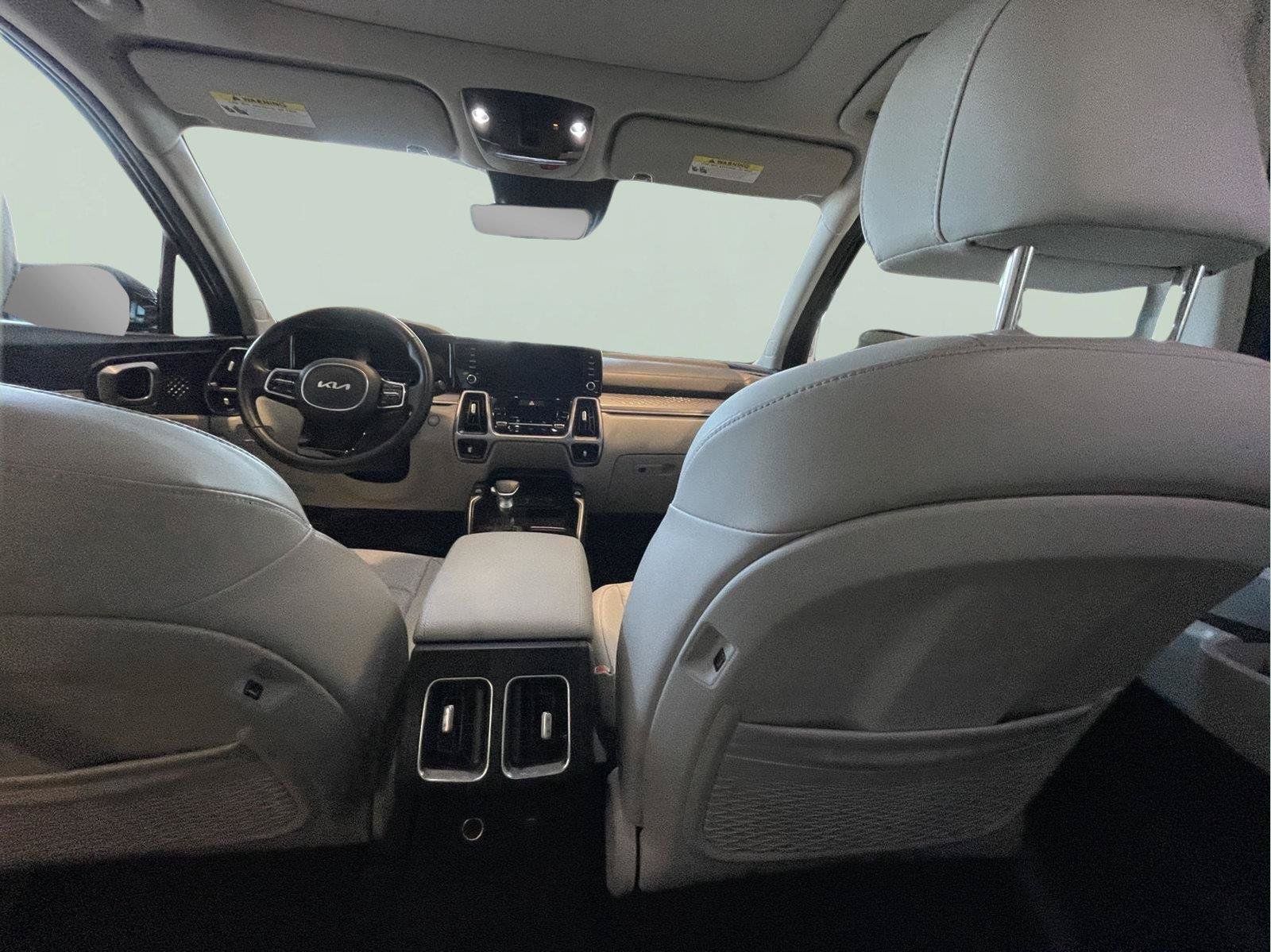 Used 2023 Kia Sorento S w/ Panoramic Sunroof Package FWD image 17