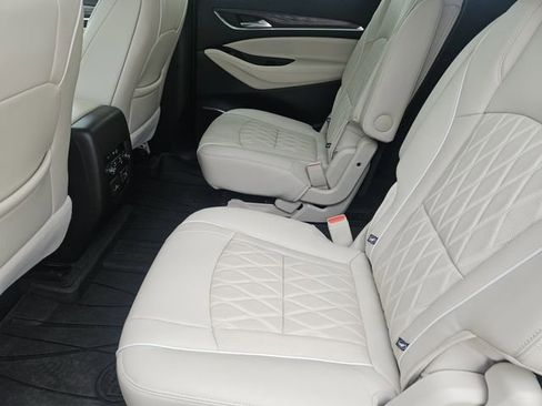 Used 2024 Buick Enclave Avenir w/ Avenir Technology Package image 31