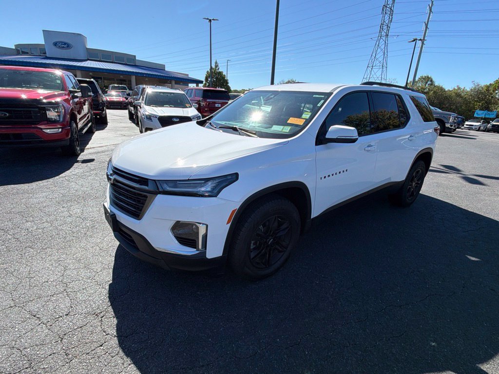 Used 2023 Chevrolet Traverse LT w/ Midnight/Sport Edition AWD/4WD image 25