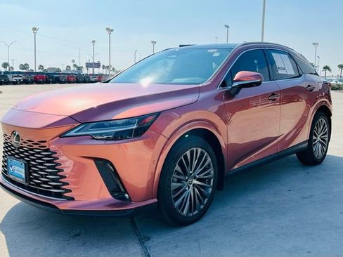 Used 2024 Lexus RX 350 350 Luxury w/ Convenience Package image 3