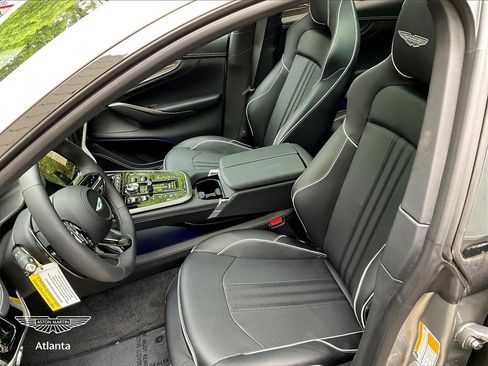 New 2025 Aston Martin DBX 707 image 9