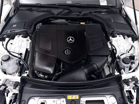 Used 2024 Mercedes-Benz C 300 Sedan image 12