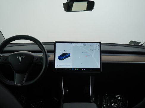 Used 2019 Tesla Model 3 Long Range image 13