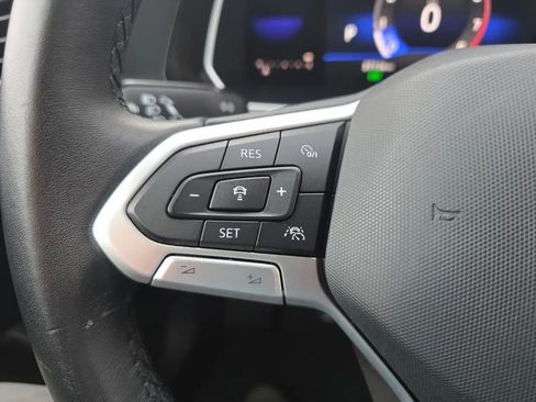 Used 2022 Volkswagen Jetta SE image 17