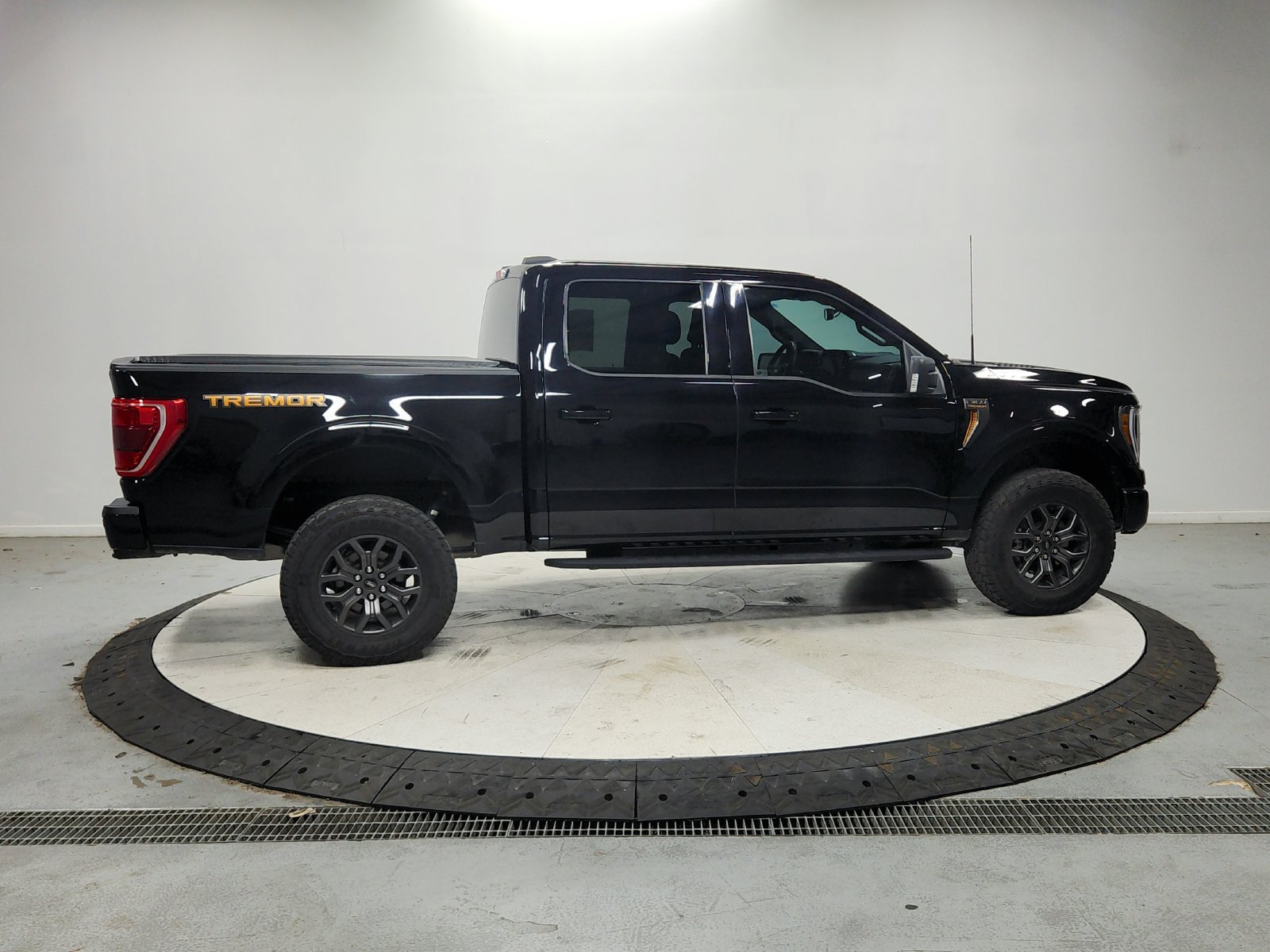 Used 2023 Ford F150 Tremor AWD/4WD image 9