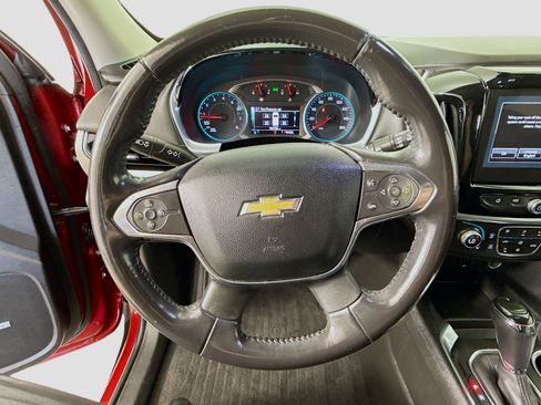 Used 2019 Chevrolet Traverse RS AWD/4WD image 13