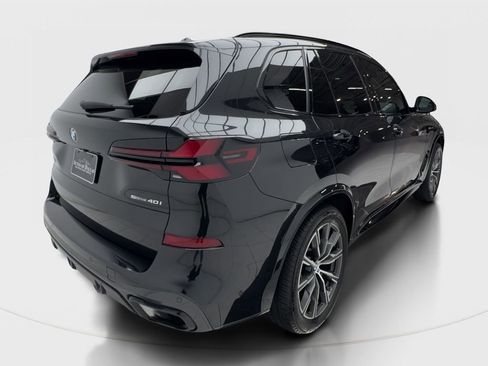 Used 2025 BMW X5 sDrive40i w/ M Sport Package RWD image 7