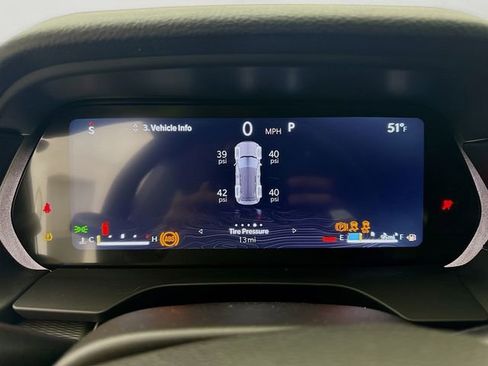 New 2025 Jeep Grand Cherokee Laredo image 12