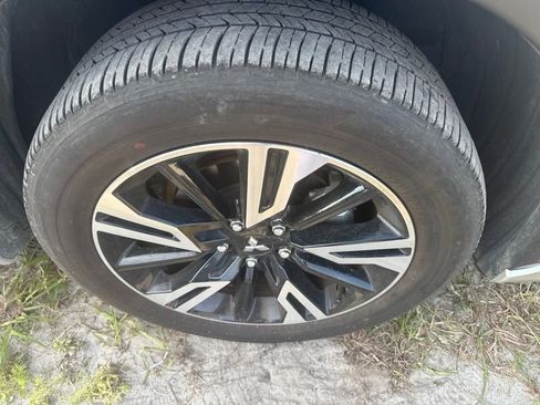 Used 2025 Mitsubishi Eclipse Cross SEL AWD/4WD image 4