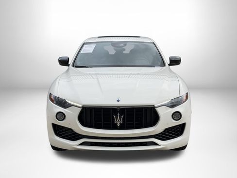 Used 2024 Maserati Levante GT Ultima AWD/4WD image 8