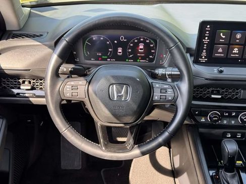 Used 2025 Honda Accord EX-L image 13