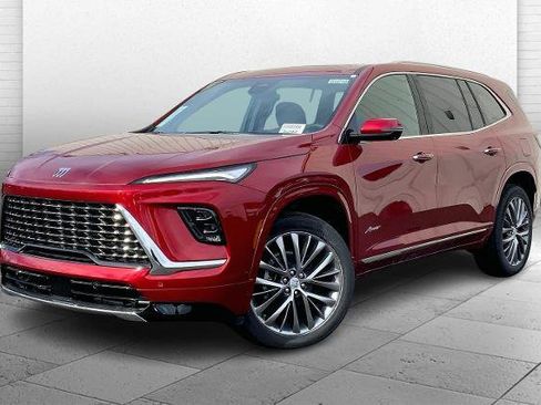 New 2026 Buick Enclave Avenir w/ Super Cruise Package image 9