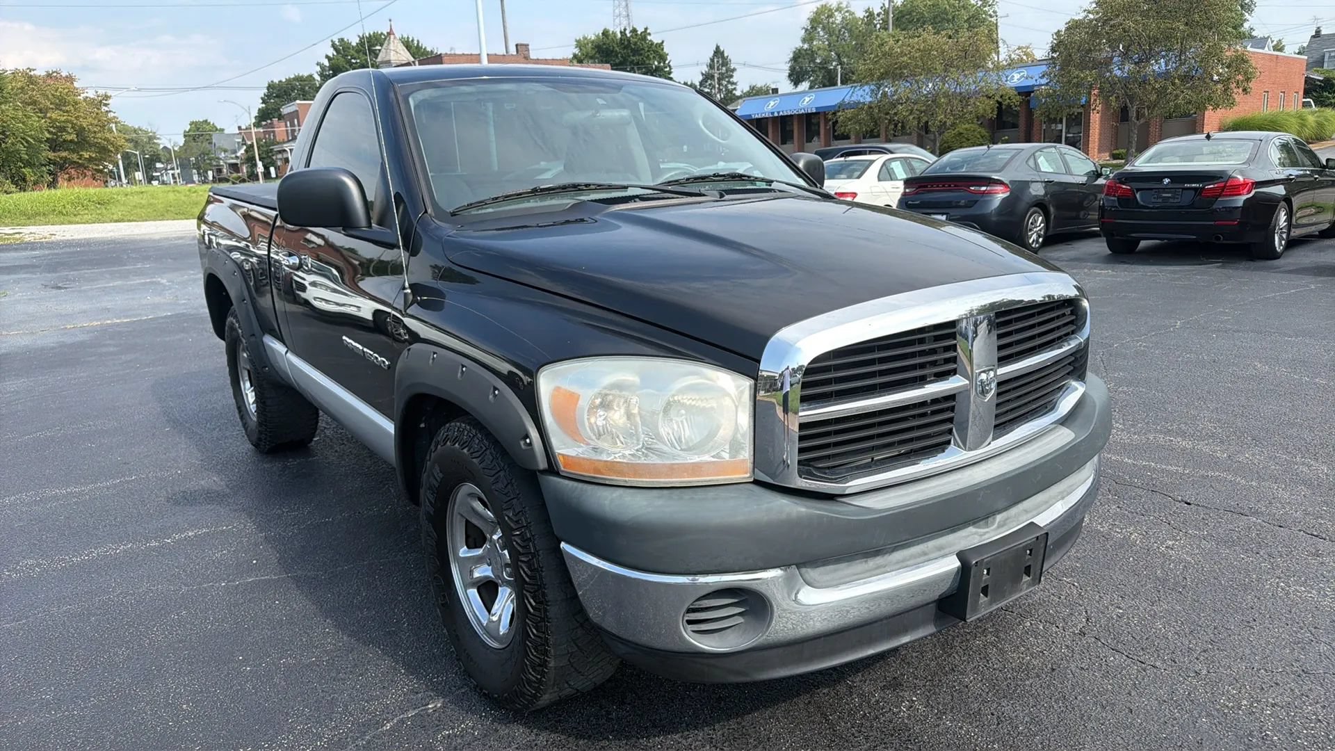 Used 2006 Dodge Ram 1500 Truck ST w/ SXT Group RWD image 3