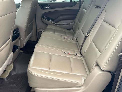 Used 2017 Chevrolet Suburban LT w/ LT Signature Package image 24