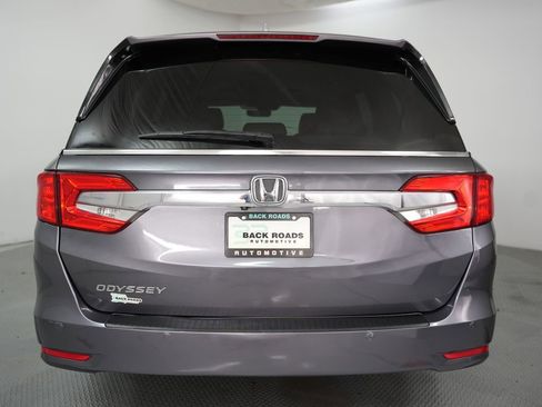 Used 2018 Honda Odyssey Elite image 9