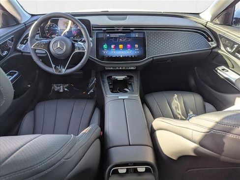 New 2026 Mercedes-Benz E 350 4MATIC Sedan image 14