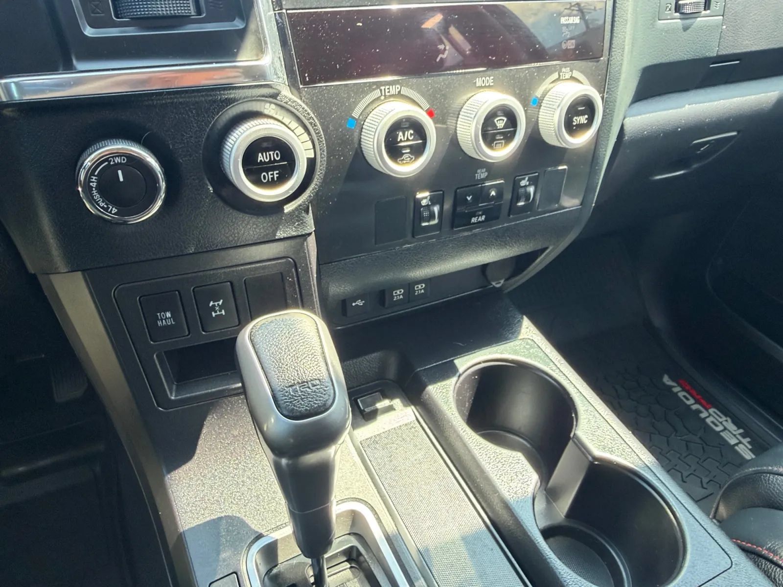 Used 2020 Toyota Sequoia TRD Pro AWD/4WD image 19