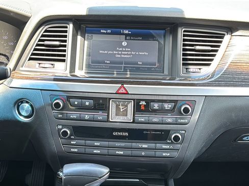 Used 2019 Genesis G80 3.8 RWD image 19