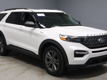 Certified 2021 Ford Explorer XLT w/ Equipment Group 202A