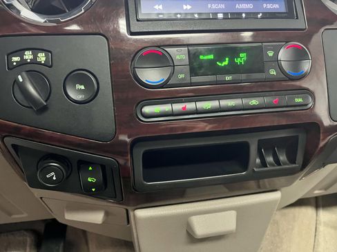 Used 2008 Ford F350 Lariat image 15