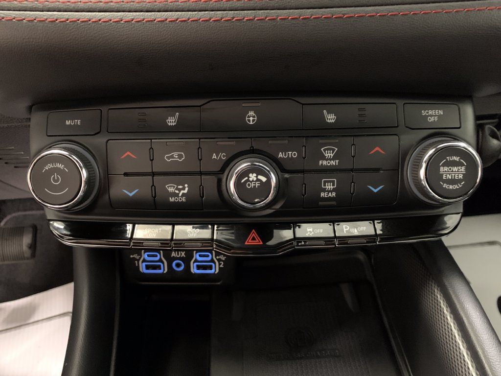 Used 2023 Dodge Durango R/T w/ Blacktop Package AWD/4WD image 28