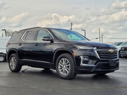 Used 2023 Chevrolet Traverse LT