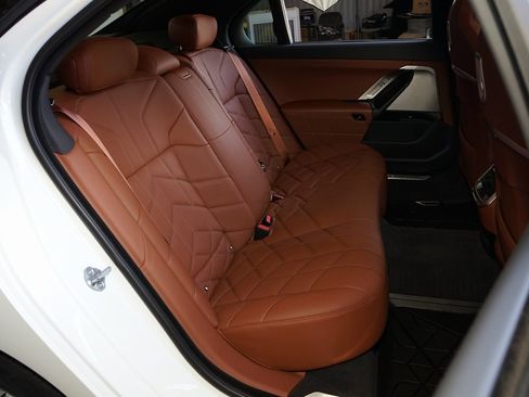 Used 2023 BMW 760i xDrive 760i xDrive w/ Executive Package image 23