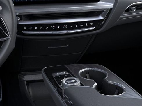 New 2026 Cadillac Lyriq V image 23