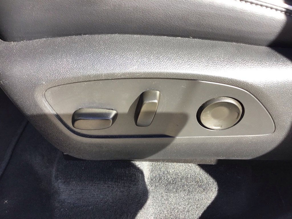 Used 2026 Buick Enclave Preferred w/ Power Package FWD image 9