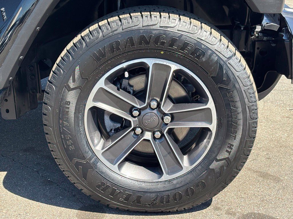 Certified 2023 Jeep Wrangler Unlimited Sahara w/ Cold Weather Group AWD/4WD image 26