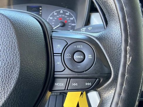 Certified 2023 Toyota Corolla Cross L image 24