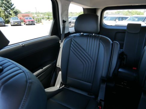 Certified 2026 Hyundai Palisade SEL AWD/4WD image 12