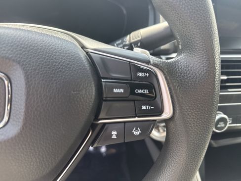 Certified 2020 Honda Accord EX image 24