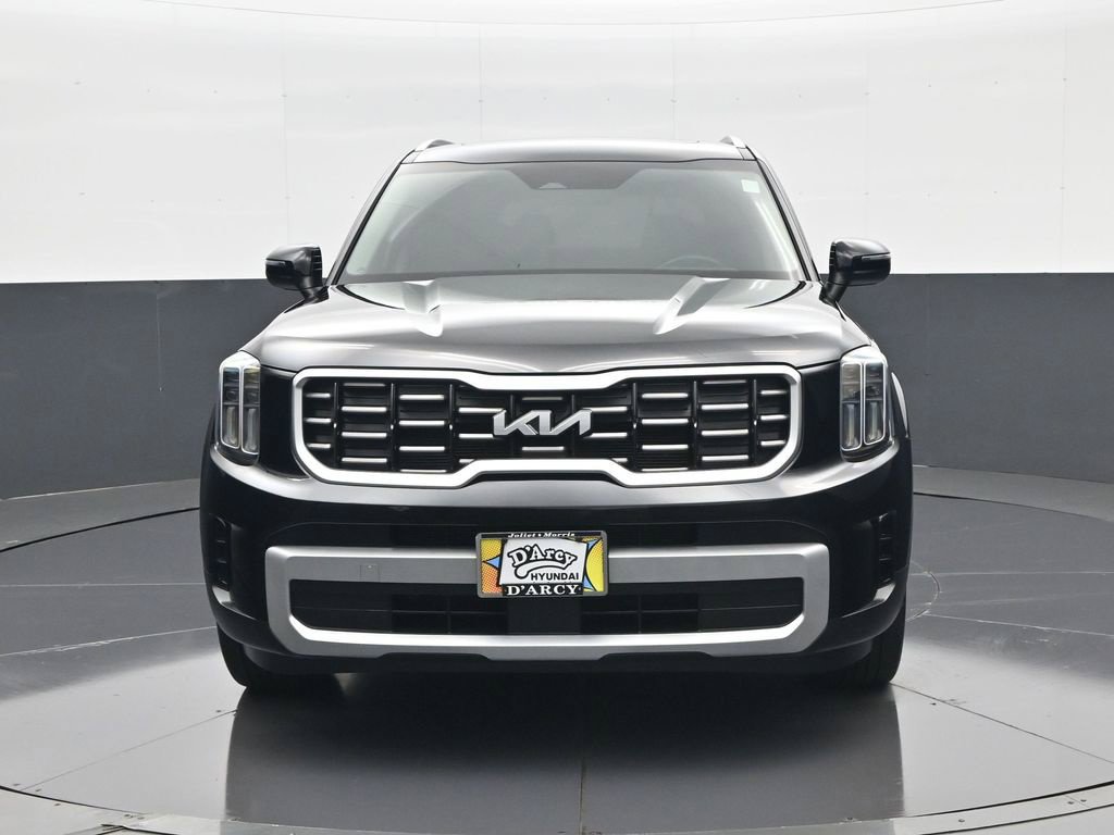 Used 2023 Kia Telluride S w/ S Sunroof Package FWD image 3