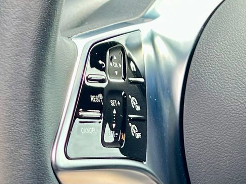 Certified 2026 Mercedes-Benz GLC 300 4MATIC image 17