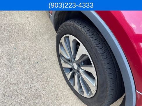 Used 2019 Buick Encore Essence AWD/4WD image 11