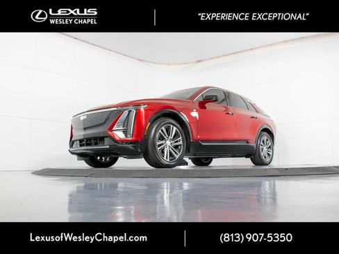 Used 2025 Cadillac Lyriq Luxury RWD image 12