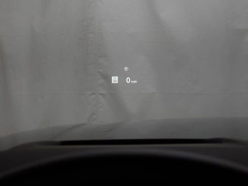 Used 2025 Land Rover Range Rover Long Wheelbase SE image 22