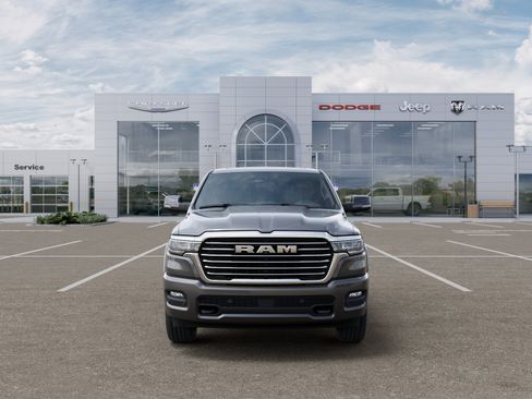 New 2026 RAM 1500 Laramie AWD/4WD image 32