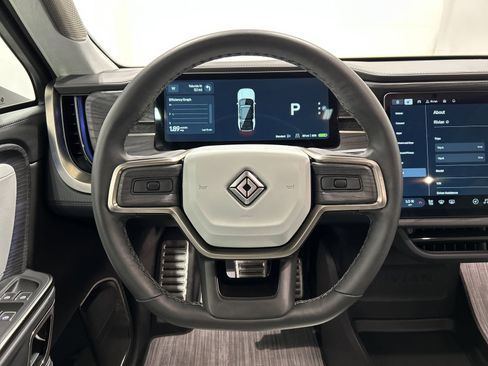 Used 2024 Rivian R1S Adventure AWD/4WD image 28